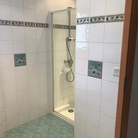 Maison Entiere Au Pied Du Plateau Du Retord 2 Sdb - Vouvray Ochiaz